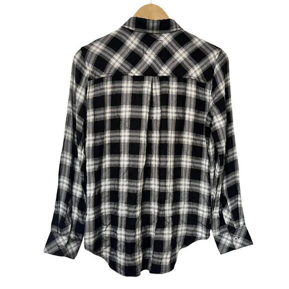 Rails Hunter Rayon Button Down Shirt Size S Midnight Snow Plaid NEW - Picture 5 of 12
